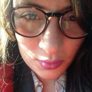 Meet your Posher, Eva